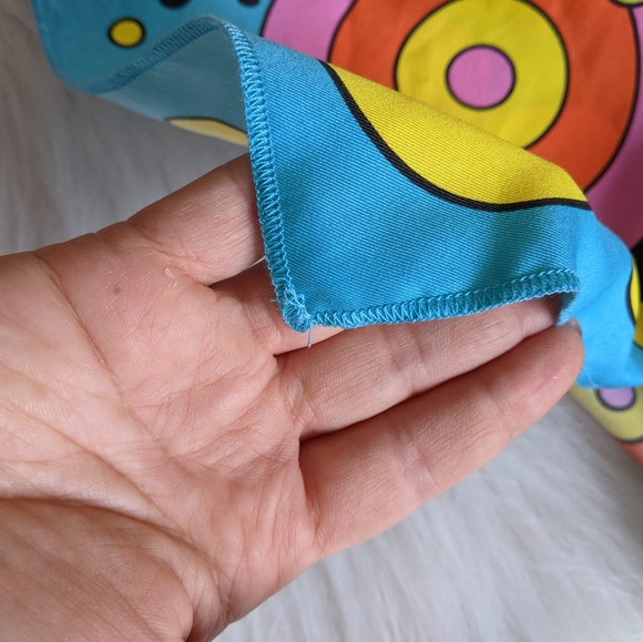 Oliver Hibert for Lush Scarf - Picture 6 of 7